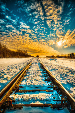 plasmatics:  Snowy Railway by World Places