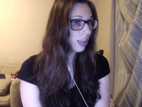lil-uni:  Random selfies this week :3<3 <3 <3