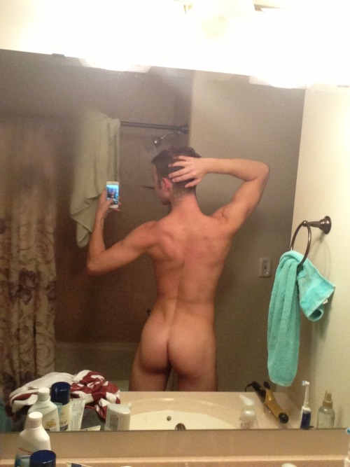 Bathroom Jerkoff