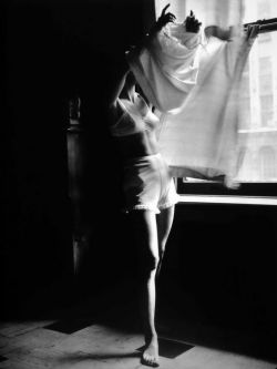 je-me-voyage:   Lillian Bassman