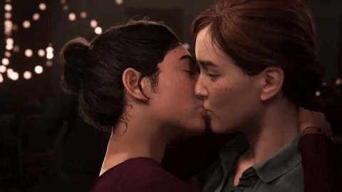 Dina kisses Ellie in The Last of Us 2
