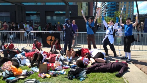 iloveteamfortresstoo: TF2 cosplay pics from MCM Expo! The BLU Spy tried to get revenge on me for giv