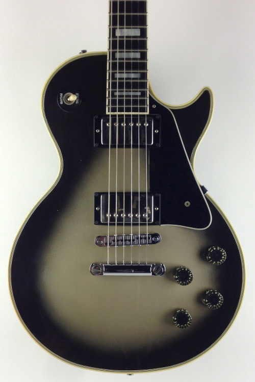 thunderroadguitars:  1983 Gibson Silverburst Les Paul www.thunderroadguitars.com 