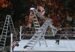 carball-tunnel:  teadalek:  themaskednegro:  I want someone who doesn’t watch wrestling to explain to me whats happening in this scene.  #competitive lightbulb replacement  Competitive Shoots and Ladders