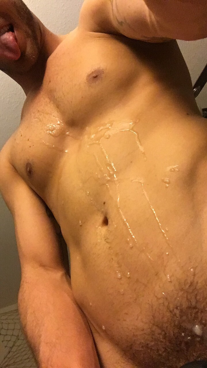 diverguy07:Oh darn I spilled water all over myself. I’m such a klutz. Can anyone