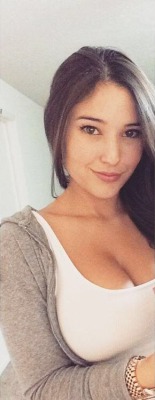 Angie Varona