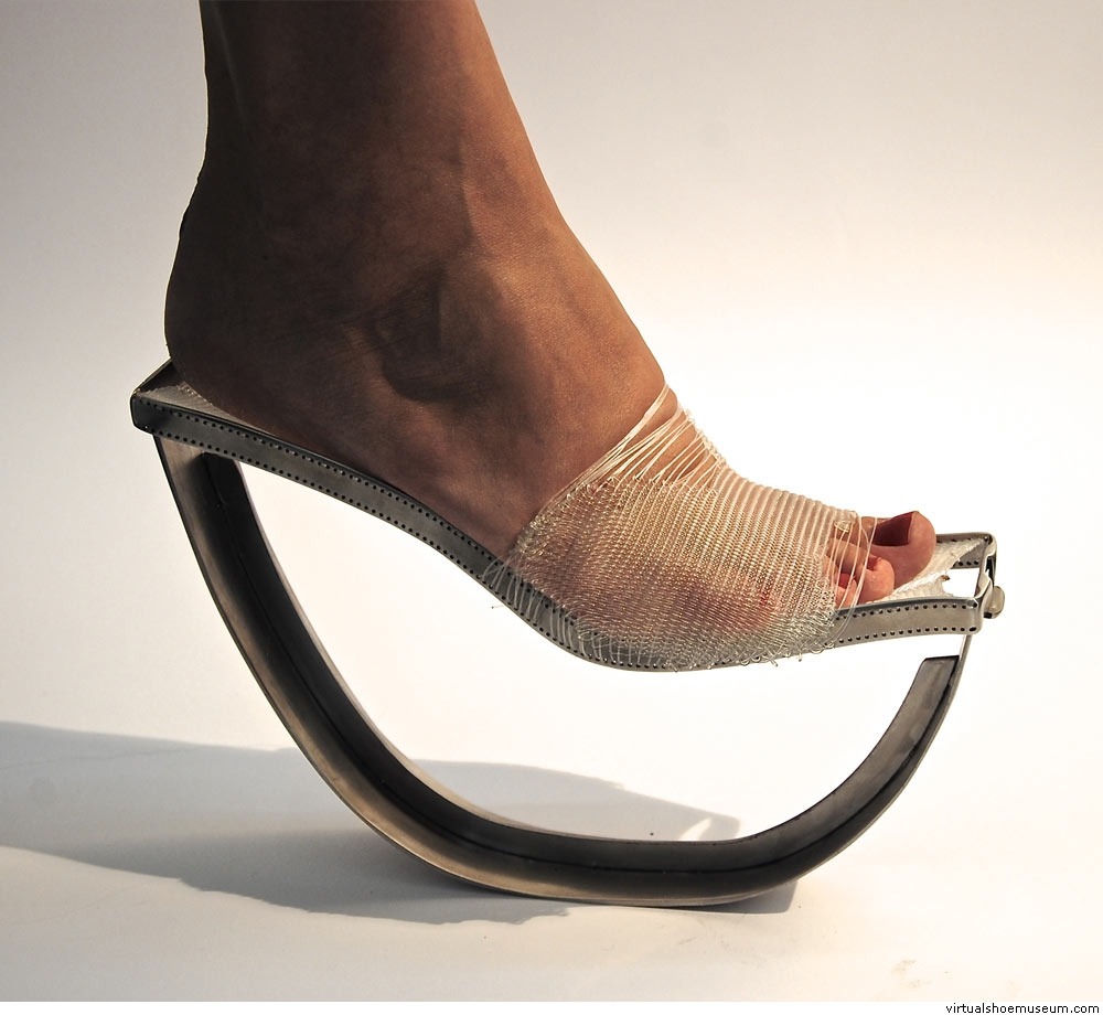 mademoiselleclipon:    Hammock shoe / Shira Manor