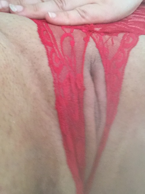 cumslut1987: I’m a very horny cumslut1987 this morning! New red lacy panties and a day off but Daddy