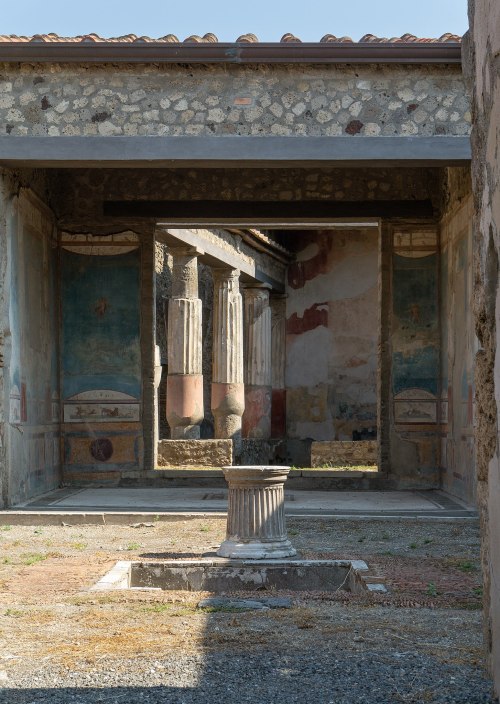 House of Marcus Lucretius, PompeiiPhoto by Marco Ober (CC BY-SA 4.0) via Wikimedia Commons