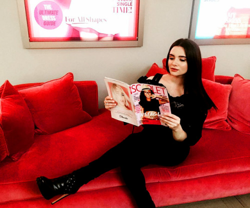 thekatiestevens  Just reading the new issue of Scarlet in preparation for the series premiere of #Th