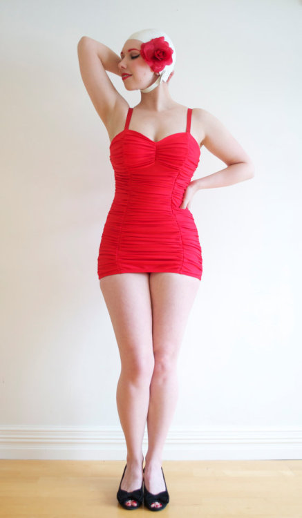 thelingerieaddict:2014 Valentine’s Day Shopping Guides: Lingerie Gifts for $100.01 to $250Credits: L