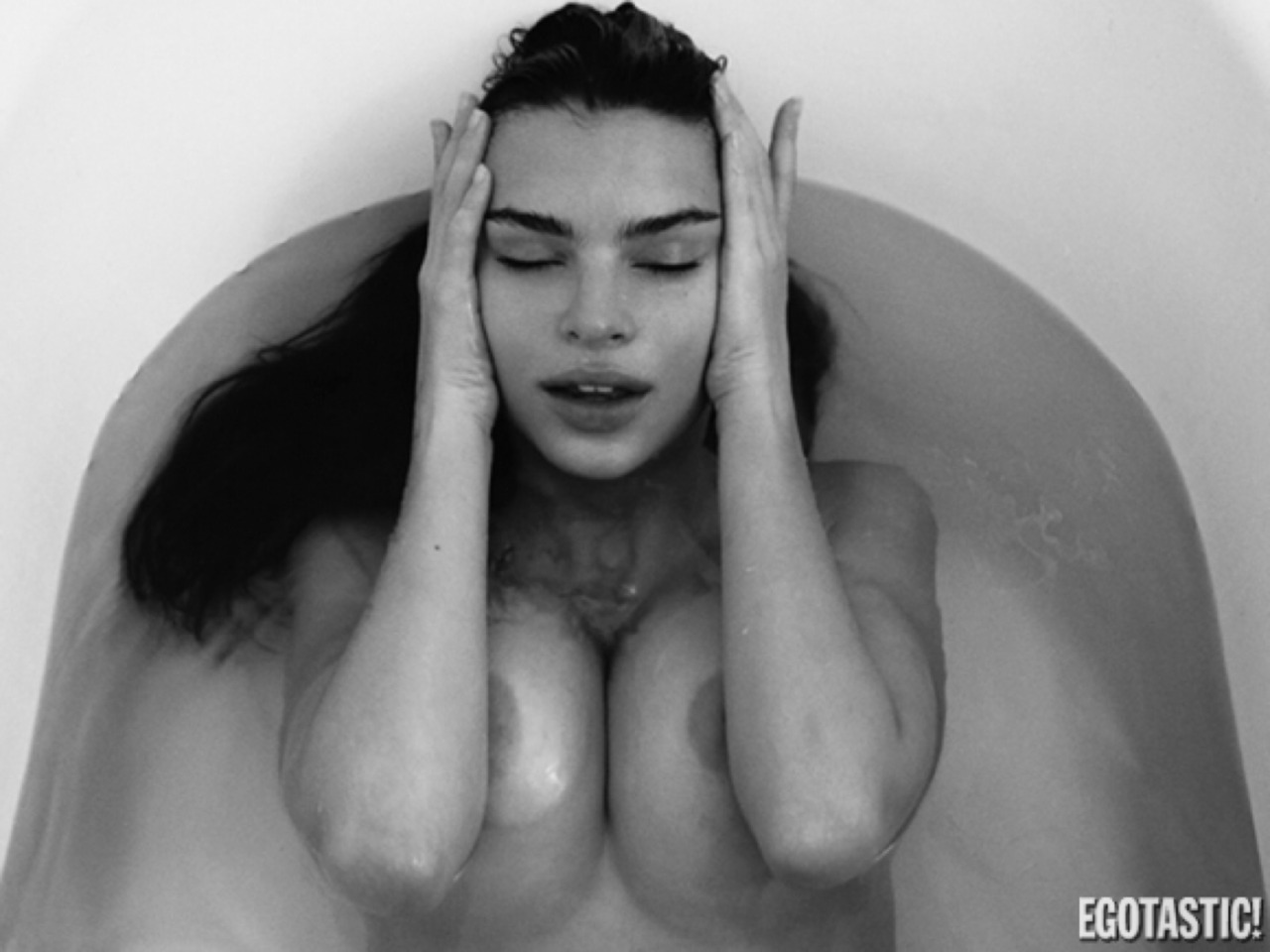 xxgetroitxx:  Emily Ratajkowski