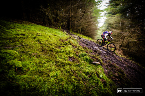 womenscycling: “Tracy Moseley wasn’t phased by the slick conditions, after years of racing UK