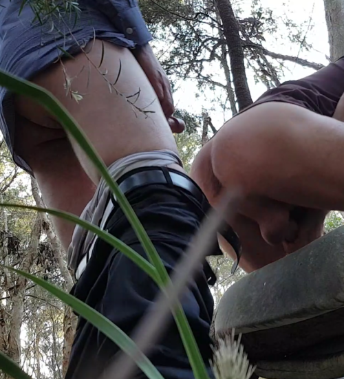 rustycruiser:  Fucked outdoors by regular!!