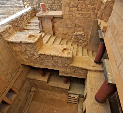 museum-of-artifacts - Stairs in the Palace of Knossos, the...