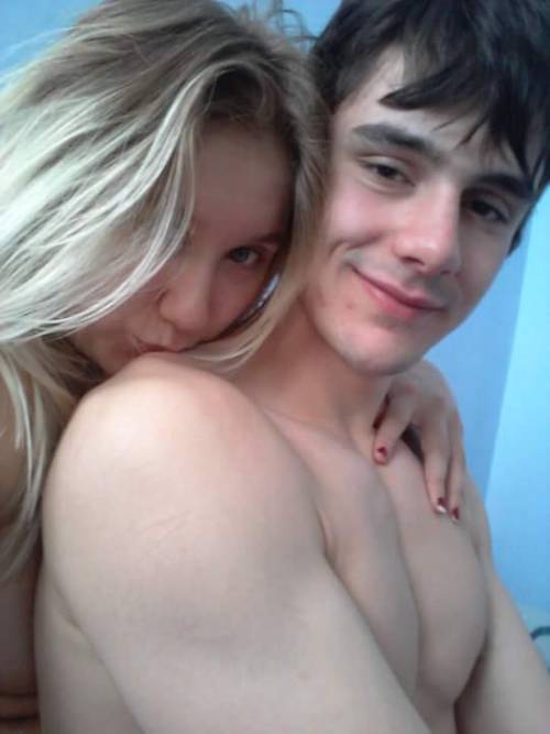inzestgirl:  realtsecniblog:  OMG REAL brother sister *-*   cant wait