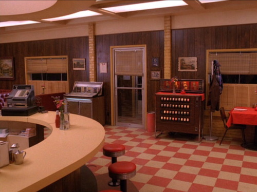 popcultureforlosers: empty rooms of Twin Peaks x 