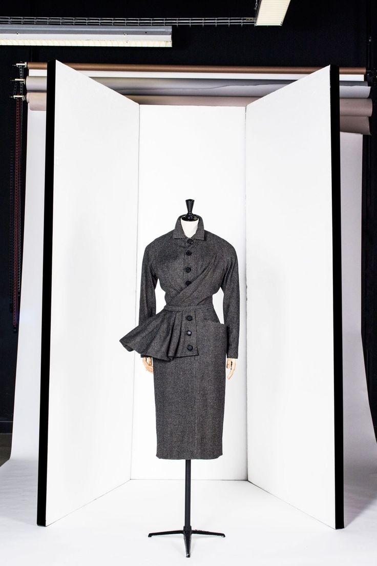 VOGUE-Christian Dior, &ldquo;Bernique&rdquo; - Fifties Fashion