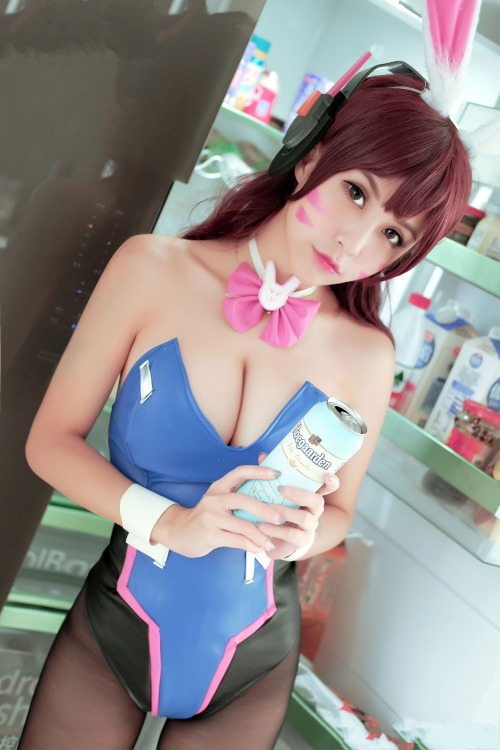 overbutts:  D.Va Cosplay