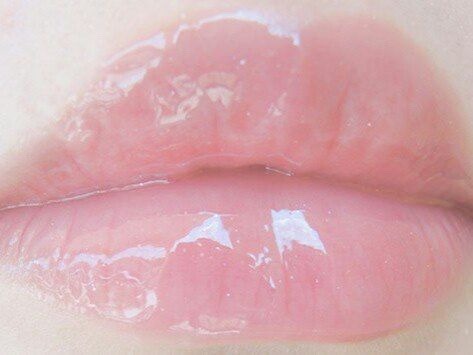 Featured image of post Pink Aesthetic Pictures Lip Gloss : Contact pink aesthetic on messenger.
