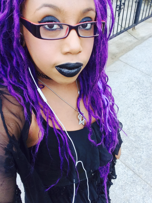victoriankisses17:  Synthetic dreads bring out my sexy I just wake up and look in the mirror and go ” damn my sexy levels is over 9000!!!”
