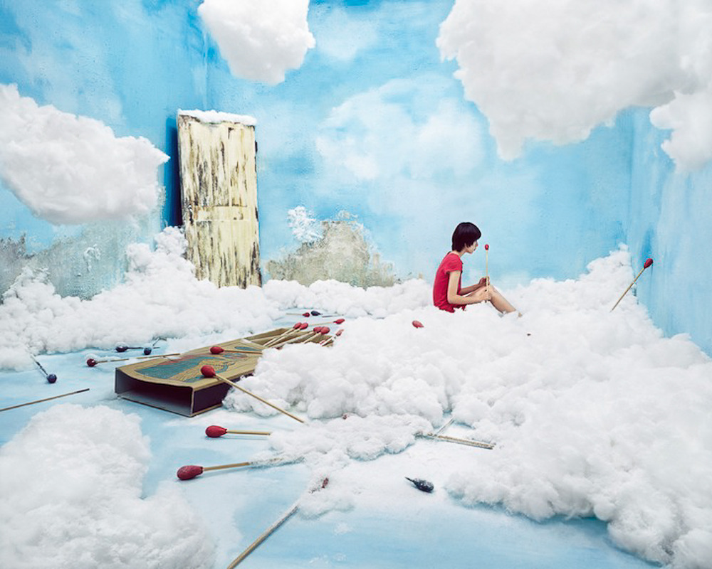 red-lipstick:  Jee Young Lee (South Korean) turns her tiny studio (roughly 12 feet