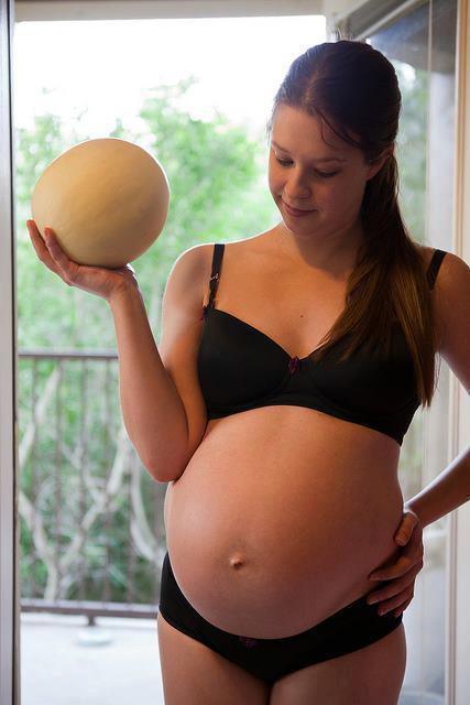 prexbely:  Melons of all sizes and shapes