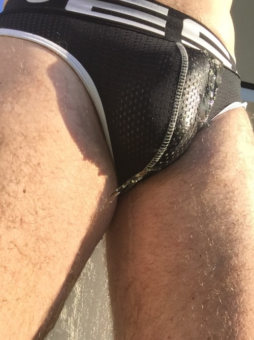 sabound2bfun:ES piss