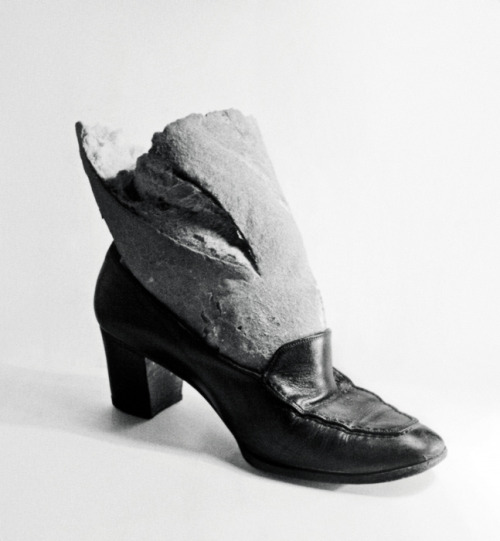 74w:Paschalis Zervas, Bread, shoe, 2009.