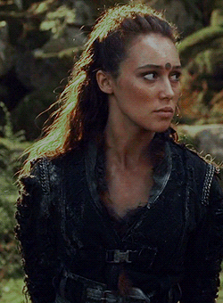 alyciadayumcareys:what a look…never forget…