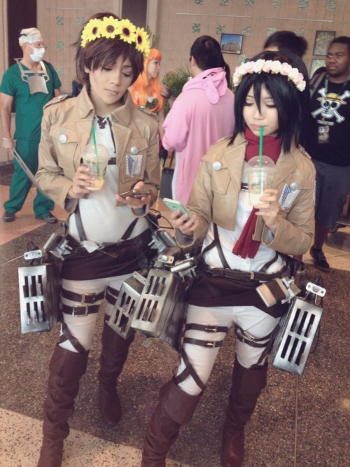 virginsenpai:Arrives at wall rose 15 minutes late with StarbucksErenMikasa