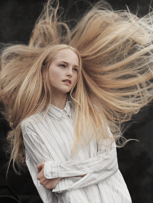 bittersweetcandytears:voguelovesme:Jean Campbell by Bruce Weber for Vogue UK Oct 2013this hair o-O