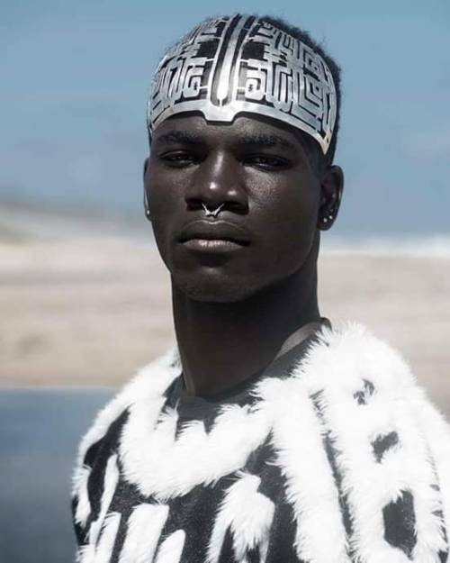 http://bigclitblackwomen.tumblr.com/post/138970268763