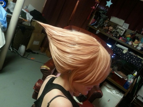 identitypollution:  I’m actually happy with how my wife’s pearl wig turned out! This was