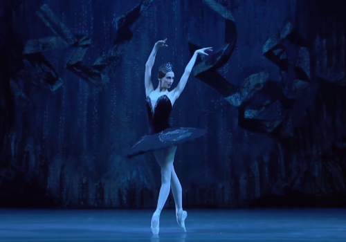 ballottes:Svetlana Zakharova in the Bolshoi’s Swan Lake, Act III (screen shotted from x)