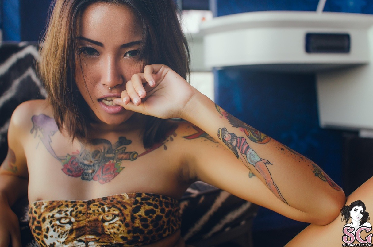 thedarksideofgruff:  Jariya 