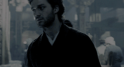 https://64.media.tumblr.com/95e406c11e8385d4f290f663f3a9b534/tumblr_o9wbijYJVO1twemn9o9_r1_250.gif
