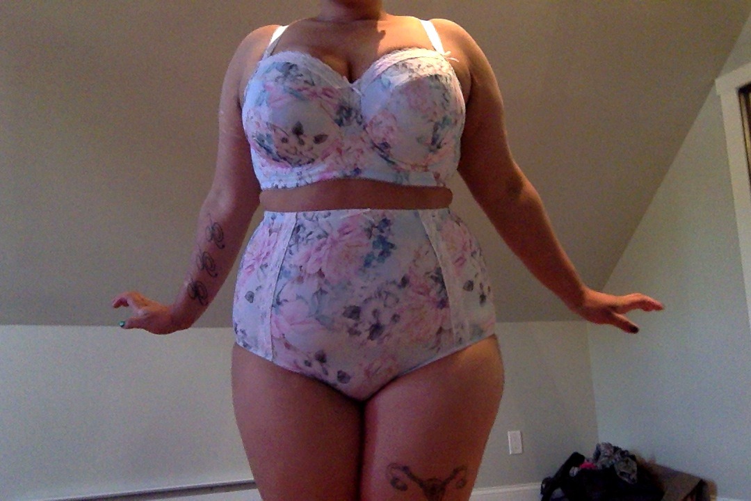 prettypattypapsmear:  some new undies i got in a bit ago. i havn’t done my hair