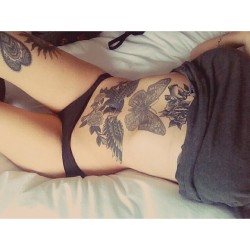 sextattoosdrugs:  instagram: @kmwtw