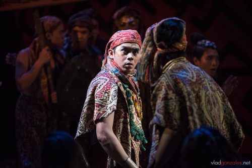 seductivehamlet: Dulaang UP’s production of Ang Katatawanan ng Kalituhan, a Filipino translati