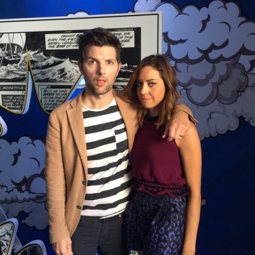 adamscottblog: Adam Scott and Aubrey Plaza at SDCC  7/20/17