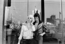 therealmickrock:  David Bowie and Cyrinda Foxe in 1972