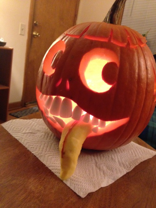 syqitten:  joannaestep:  Lo, I have carved the most Kimoi pumpkin this night.  YOOOOOOOOOOOOOOOOOOOOOOOOOOOO