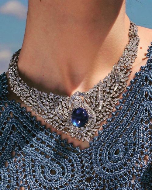 An Important 1950s 40ct Natural Burmese Sapphire and Diamonds Necklace. Eleuteri @eleuteri #Eleuteri