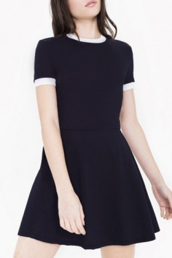 sneakysnorkel:  Plain Dresses with Popular