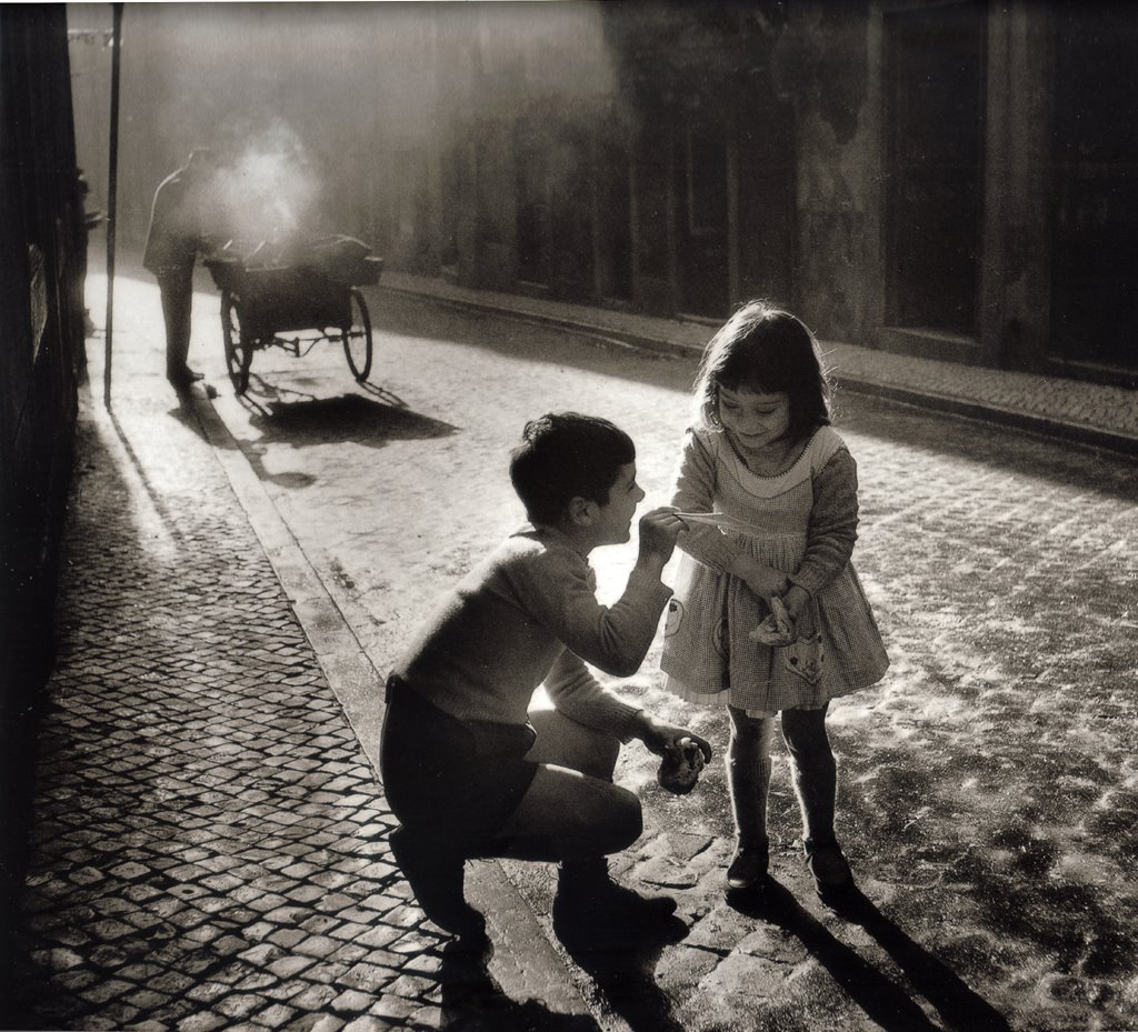 Eduardo Gageiro
Bairro Alto, Lisboa, Portugal, 1969