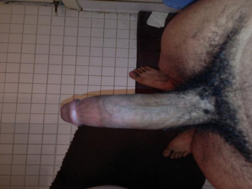 versatilemd:  Who wants some dick? You know where to find me…DMV dick over here…