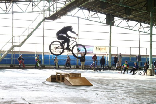 pirobikes: (TUBAGRA MTB STREET TRICK CONTEST 20013 - Googleから)