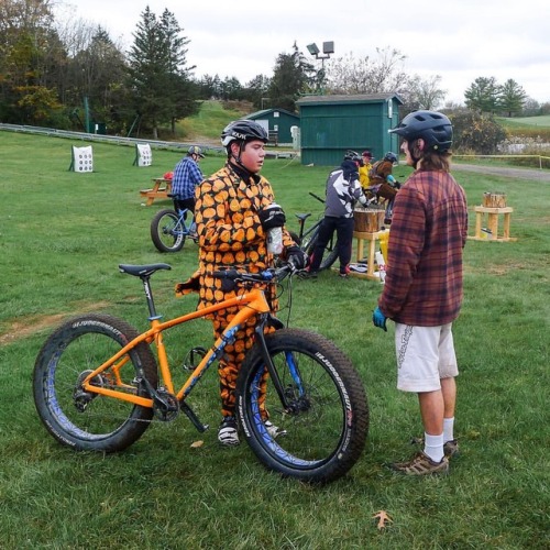 fatbikedotcom: Hugh Jass Race 2 in Lake Geneva #thegreatpumpkin #orange (at Grand Geneva)