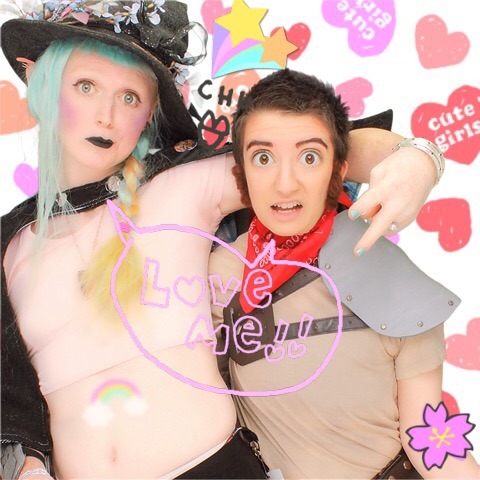 So Animenext had a purikura machine, so we decided to have Taako and Magnus give